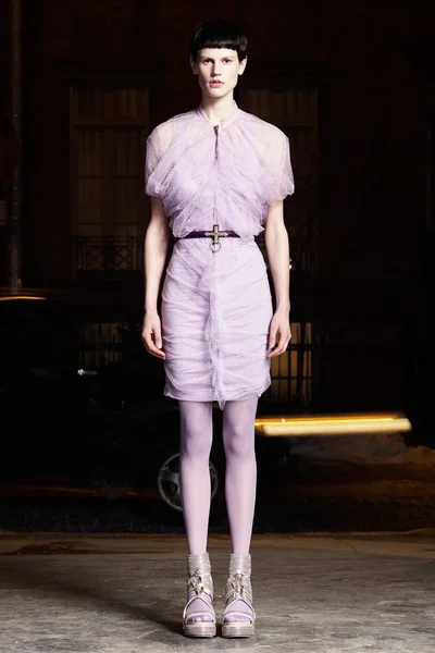 Look 28